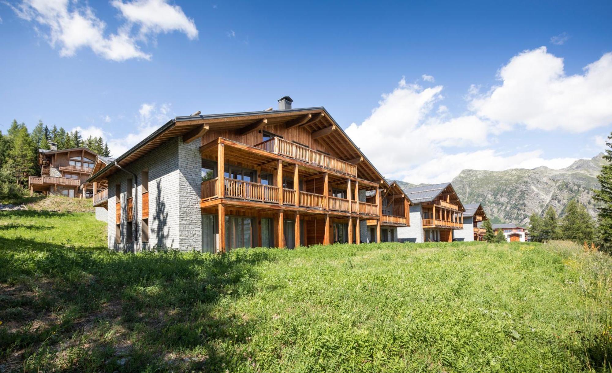 Terresens - Le Hameau De Barthelemy Aparthotel Ла Розиер Екстериор снимка